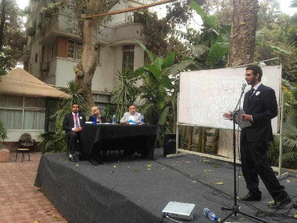 طلاب جامعة القاهرة يقيمون نموذج محاكاة المرصد القومي لحقوق الطفل