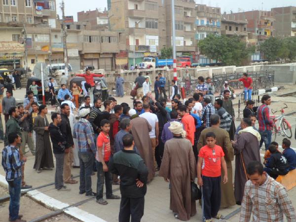 الحكومة تبحث حلول غير تقليدية لانقاذ الشركات المتعثرة