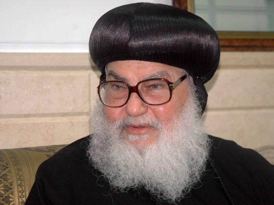 الأنبا موسي ينصح الرئيس أن يحكم بروح المواطنة