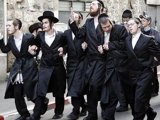 اقتحام متطرفين يهود  المسجد الأقصى صباح اليوم