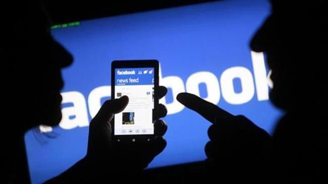 مقاضاة ” فيسبوك ” لانتهاك الحياة الشخصية للمستخدمين