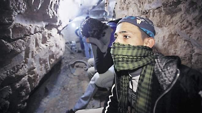 الجيش يدمر نفق لأغراض التهريب بالمنطقة الحدودية