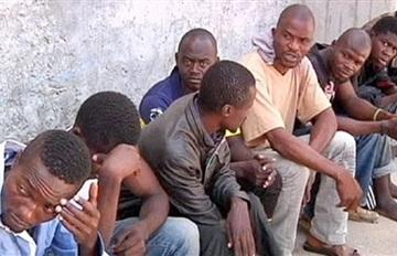 الحبس 6 شهور مع وقف التنفيذ  لمتسليلين آفارفة