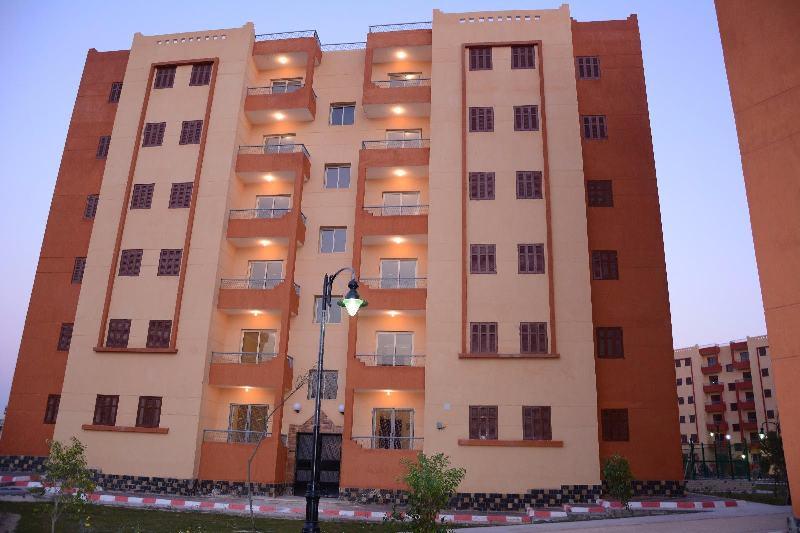 السيسي يفتتح مشروعات الإسكان الاجتماعي.. سعر الشقة تجاوز 210 آلاف جنيه
