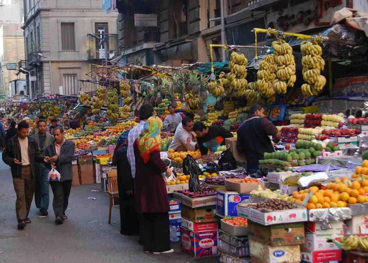 “تجارية الجيزة”: الأسعار ارتفعت 40% بسبب الدولار