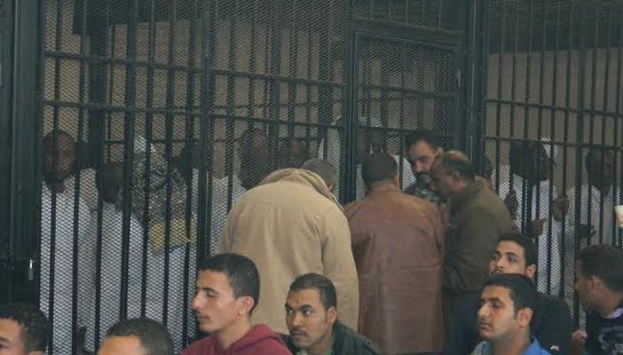 تظاهرة نسائية بالنوبة رفضًا لإعدام 25 متهمًا في “مجزرة الهلايل”