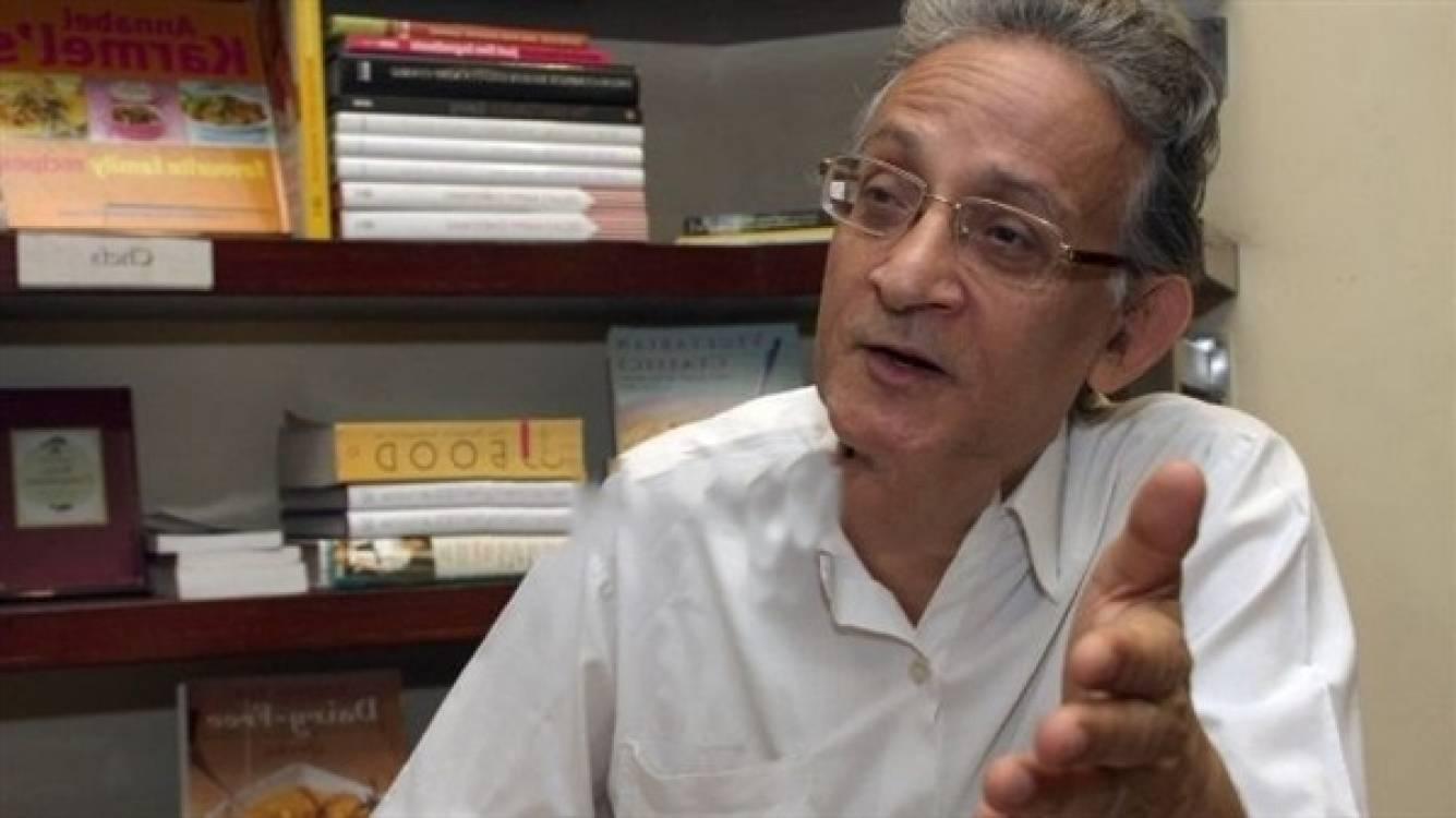 السناوي: تبرير الحرائق تنصل من المسؤولية.. انتظروا كوارث أخرى