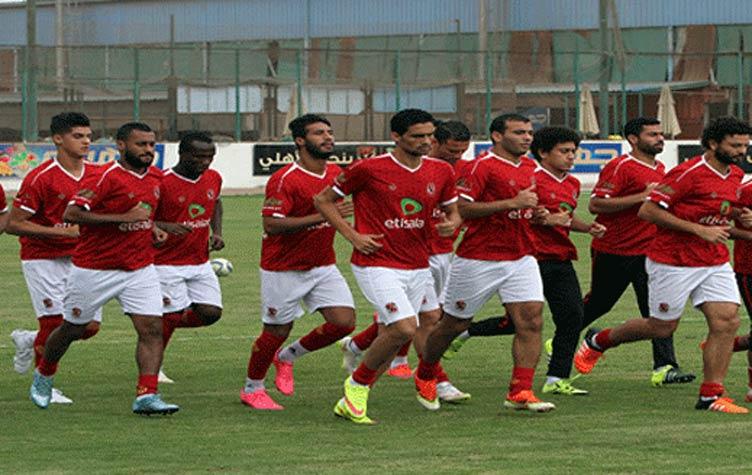 بسبب الحر.. نقل مران الأهلي إلى حمام السباحة