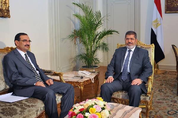 مرسي يستعرض خطة تطوير وزارة المالية