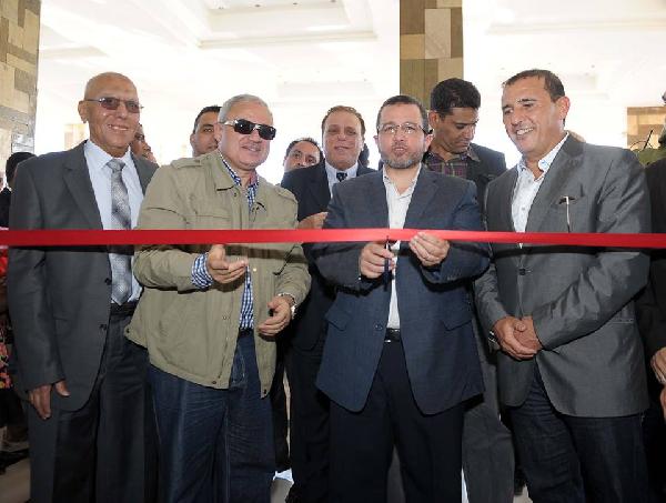 قنديل يفتتح مشروعات فندقية بالغردقة لدعم السياحة