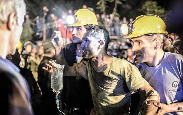 حريق جديد يعطل جهود الإنقاذ بالمنجم التركي