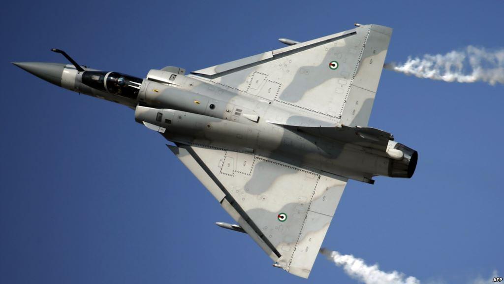 تحطم طائرة عسكرية ليبية ومقتل أحد طياريها