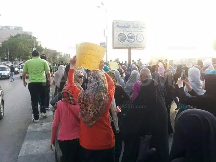 مسيرات لثوار المنصورة تنديداً باعتقال الفتيات