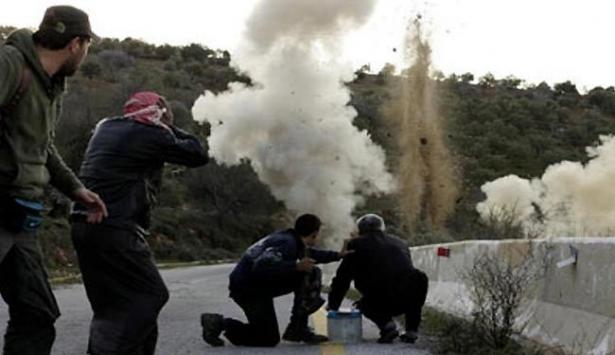 سوريا: القصير تحت النار والمعارضة تتهم حزب الله وإيران