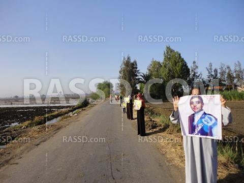 سلاسل بشرية مناهضة للانقلاب لحركة 7 الصبح بقرى المنصورة