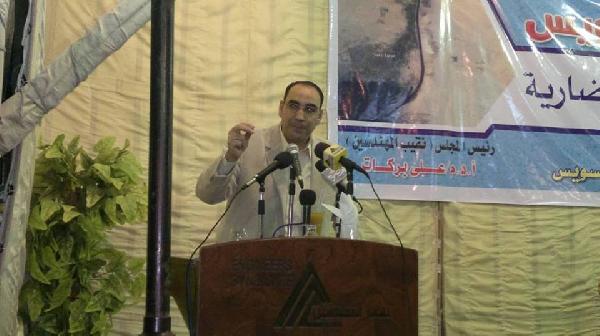 عبد الغفور: لا صحة لانسحاب عصام شرف من مشروع قناة السويس