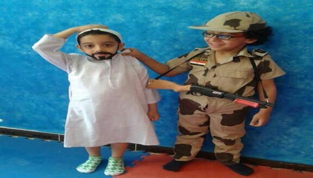 نشطاء: مدارس مصرية تزرع الفاشية والكراهية في قلوب الأطفال