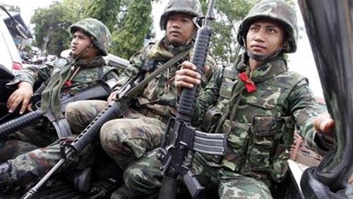 على خطى السيسى.. جيش تايلاند يعلن الأحكام العرفية ويغلق 10 قنوات