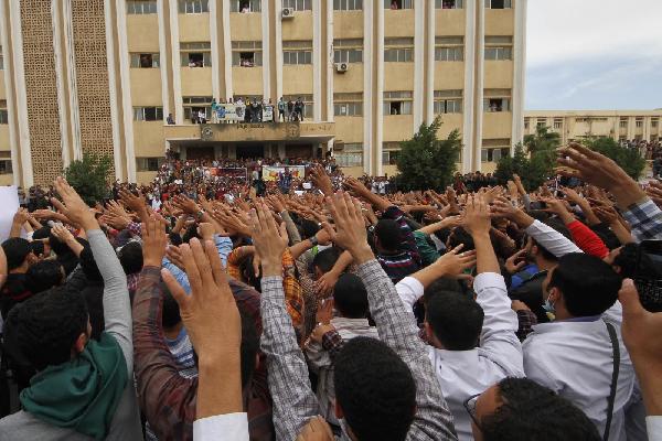 حجز استئناف طلاب الأزهر المحكوم عليهم بـ “17عاما” للحكم