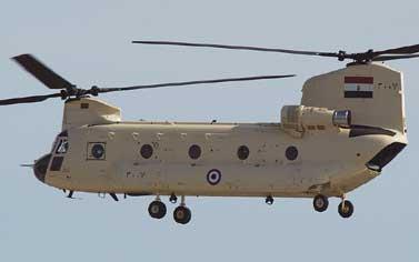 تحليق مكثف لطائرات القوات المسلحة بمدينة الشيخ زويد