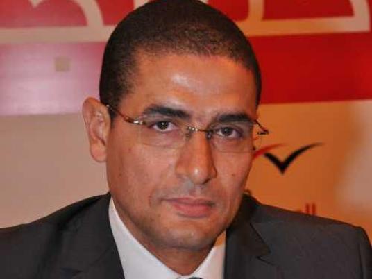 أبو حامد يصف  “حماس” بالإرهابية و يطالب بمحاكمة العريان