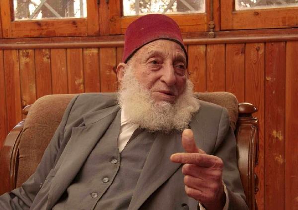 حافظ سلامه يهاجم القرضاوي بسبب سوريا