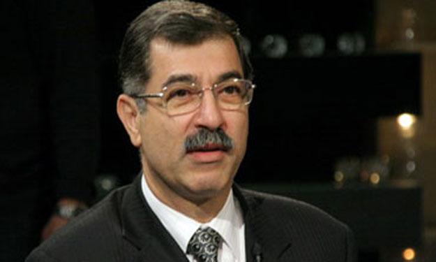 صادق يصف الزاعمين أن تحرير الجنود ” صفقة” بالـ”مختلين عقليًا”