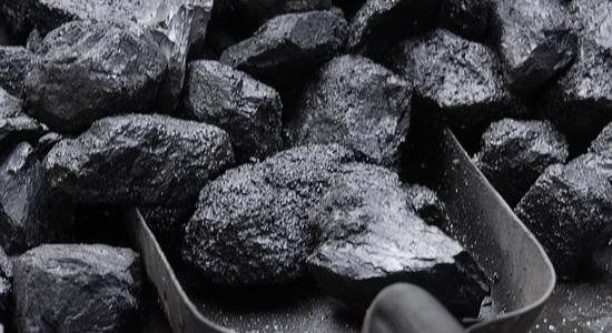 “البحوث الأفريقية” يوصي الانقلاب إعادة النظر في استخدام الفحم