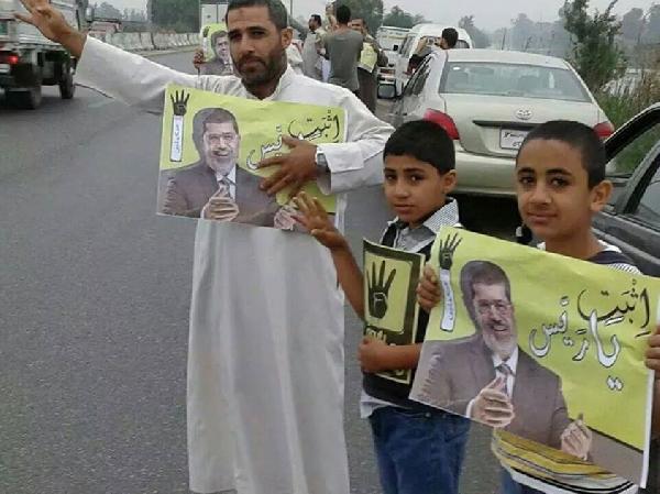 سلاسل بشرية ومسيرات بالدقهلية رفضا لانتخابات العسكر