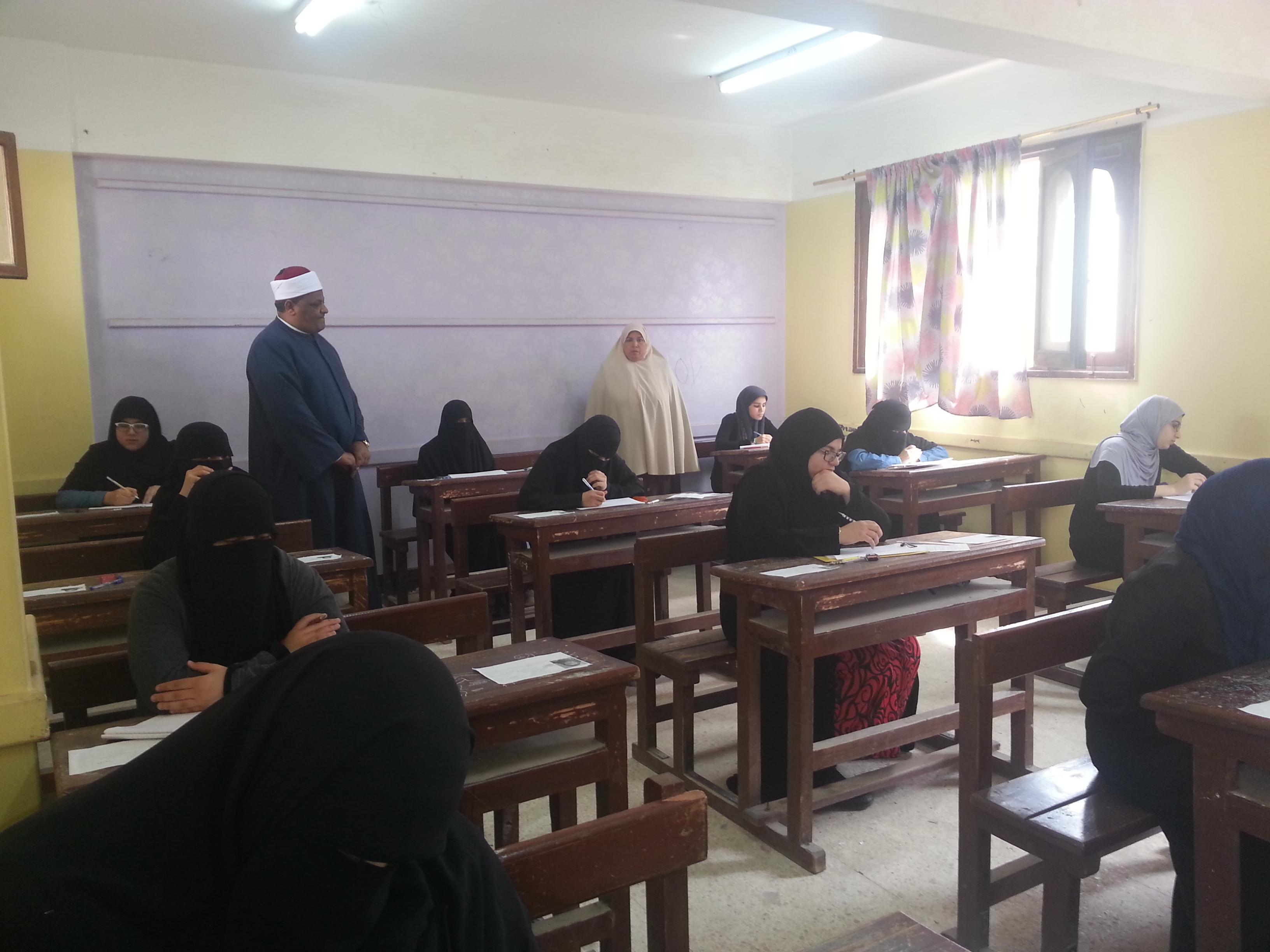 تسريب “الميكانيكا” للثانوية الأزهرية وشومان: تم تحديد المصدر