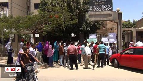 المعلمون المتعاقدون ببني سويف يواصلون اعتصامهم بالمديرية