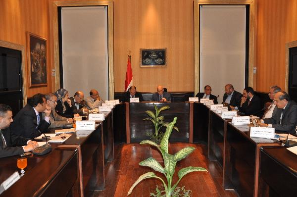 وزير الصحة: أسعار الأدوية “خط أحمر”