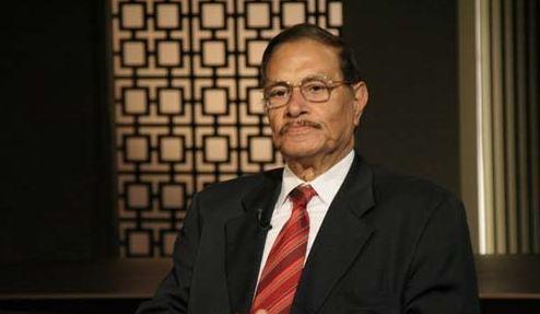 رئيس وزراء مصر الأسبق: التقشف هو الحل لسد عجز الموازنة