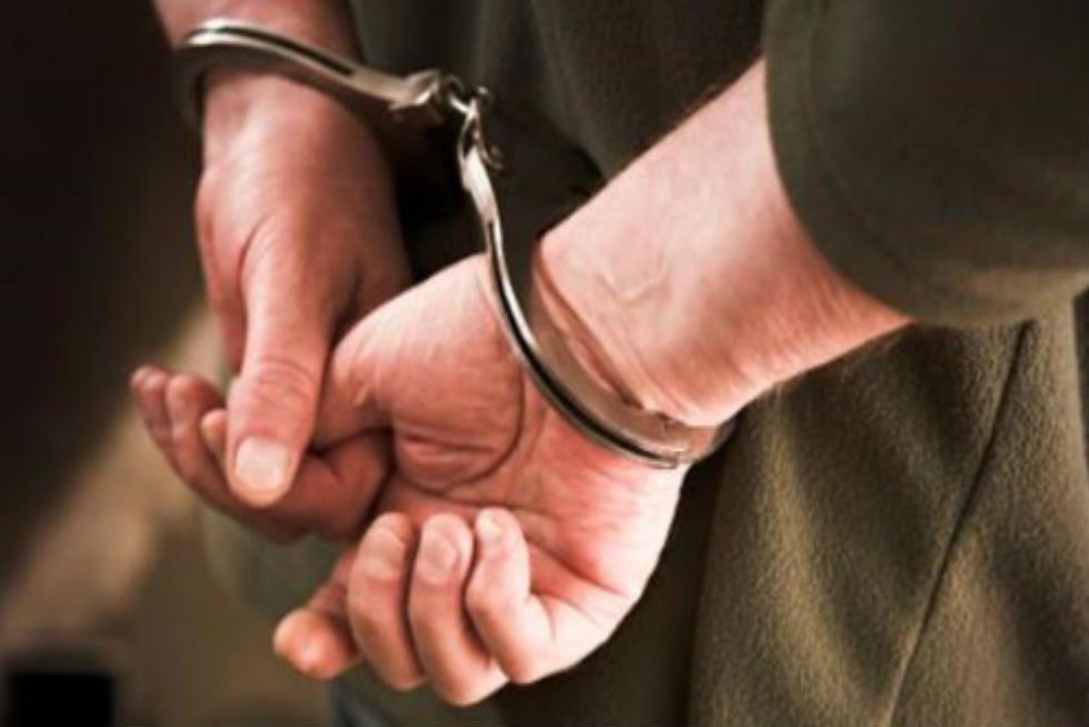 ضبط متهم انتحل صفة مسؤول سيادي واعتاد الظهور بالفضائيات