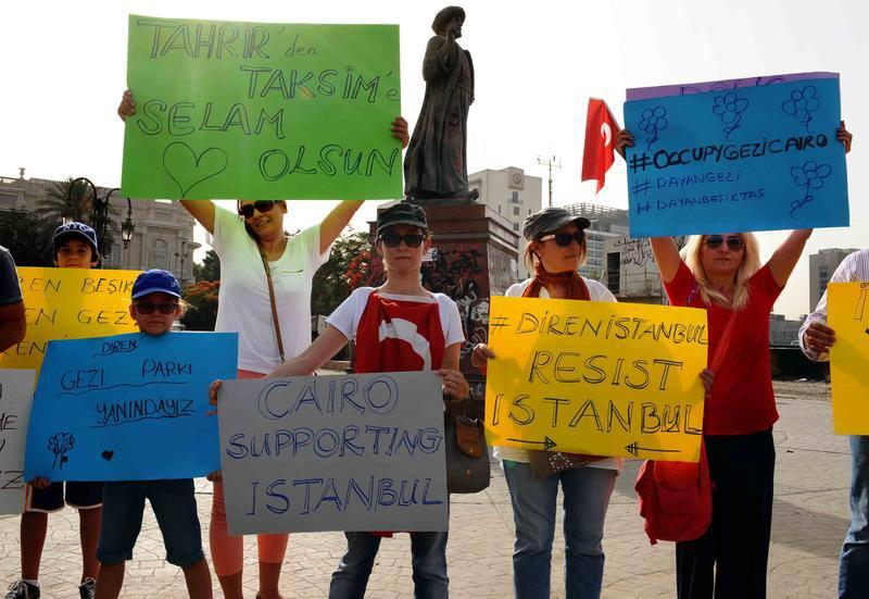 عشرات المصريين يتظاهرون دعما لمظاهرات تركيا