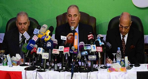 بالفيديو..الزند يطالب الكاميرات بإظهار عدد الميكروفونات