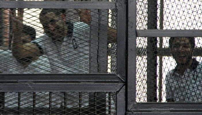 تأجيل محاكمة صحفيي “رصد” في “غرفة عمليات رابعة” لـ 3 أغسطس