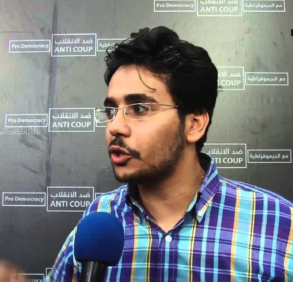 عبدالكريم: تحية للثابتين علي مبادئ ثورة يناير