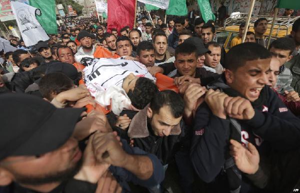 مقتل فلسطيني وإصابة اثنين في غارة صهيونية شمال غزة