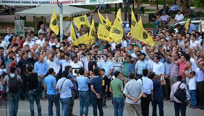 بالصور.. وقفة احتجاجية بتركيا رفضًا لإعدام مرسي ورفاقه