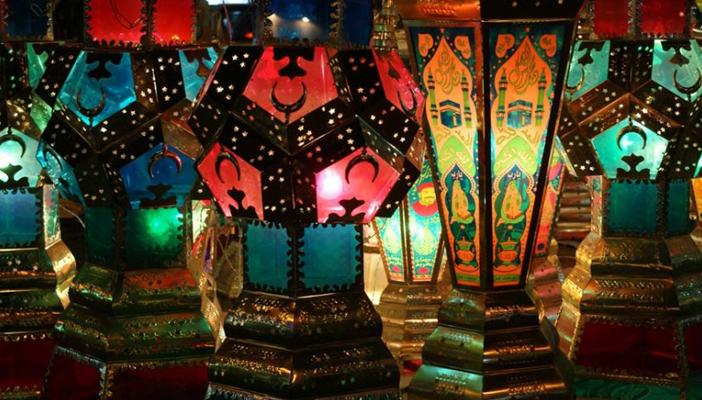 بالصور والفيديو.. قصة فانوس رمضان من العصر الفاطمي حتى “الصيني”