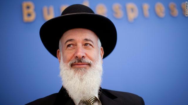 التحقيق مع حاخام إسرائيل الأكبر لضلوعه في قضايا فساد