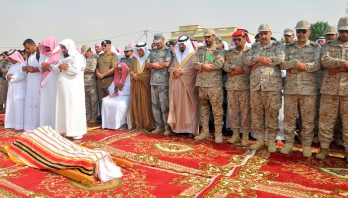 “الحوثيون”: مقتل جنود سعوديين في قصف صاروخي علي موقع عسكري بـ”جيزان”