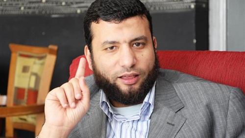 “الوطن”: لا صحة لانسحابنا من اعتصام “رابعة” وندعم الشرعية