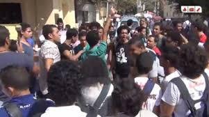 تظاهرات طلابية أمام “تعليم الانقلاب” لصعوبة وتسريب الامتحانات