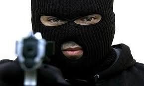 هجوم مسلح على مكتب تأمينات بشبرا والاستيلاء على 300 ألف جنيه