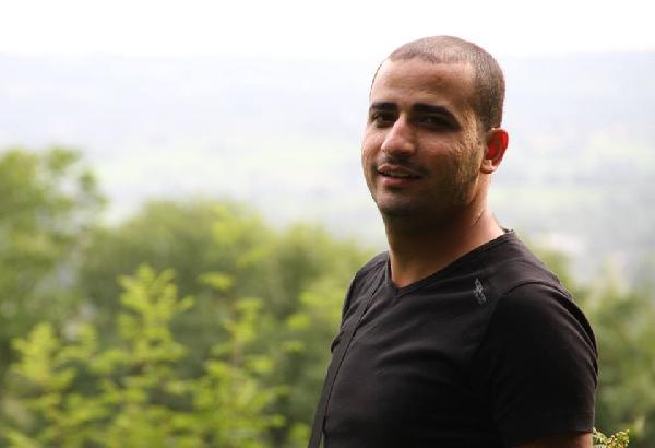 المخرج عماد السيد يسخر من تناقد الدعاة بين القول والواقع