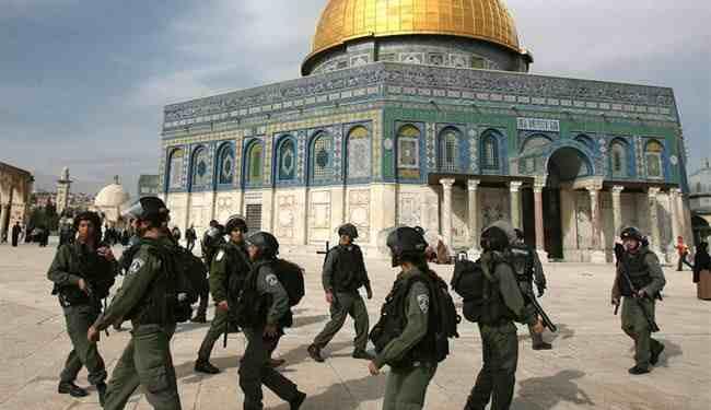 انتشار مكثف لقوات الاحتلال بالقدس ومنع المصلين دخول الأقصى