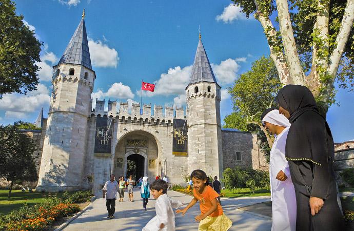 الاقتصاد التركي واستعادة عافيته بعد عام من محاولة الانقلاب الفاشل