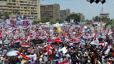 الآلاف ينددون بمجزرة الفجر ويرفضون “الانقلاب” بدمياط